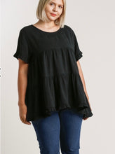 Load image into Gallery viewer, Black Peplum Top
